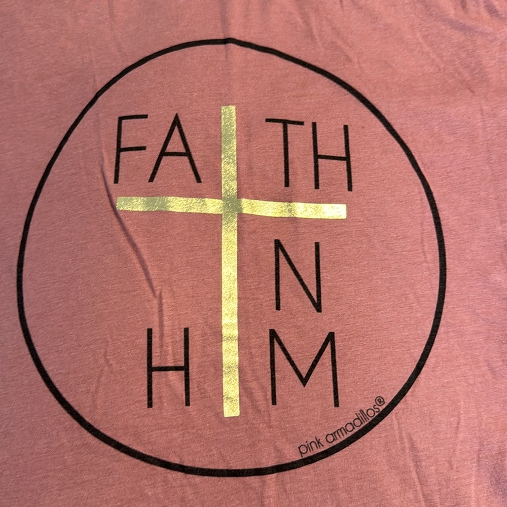 Faith In Him Tee - Picture 3 of 4